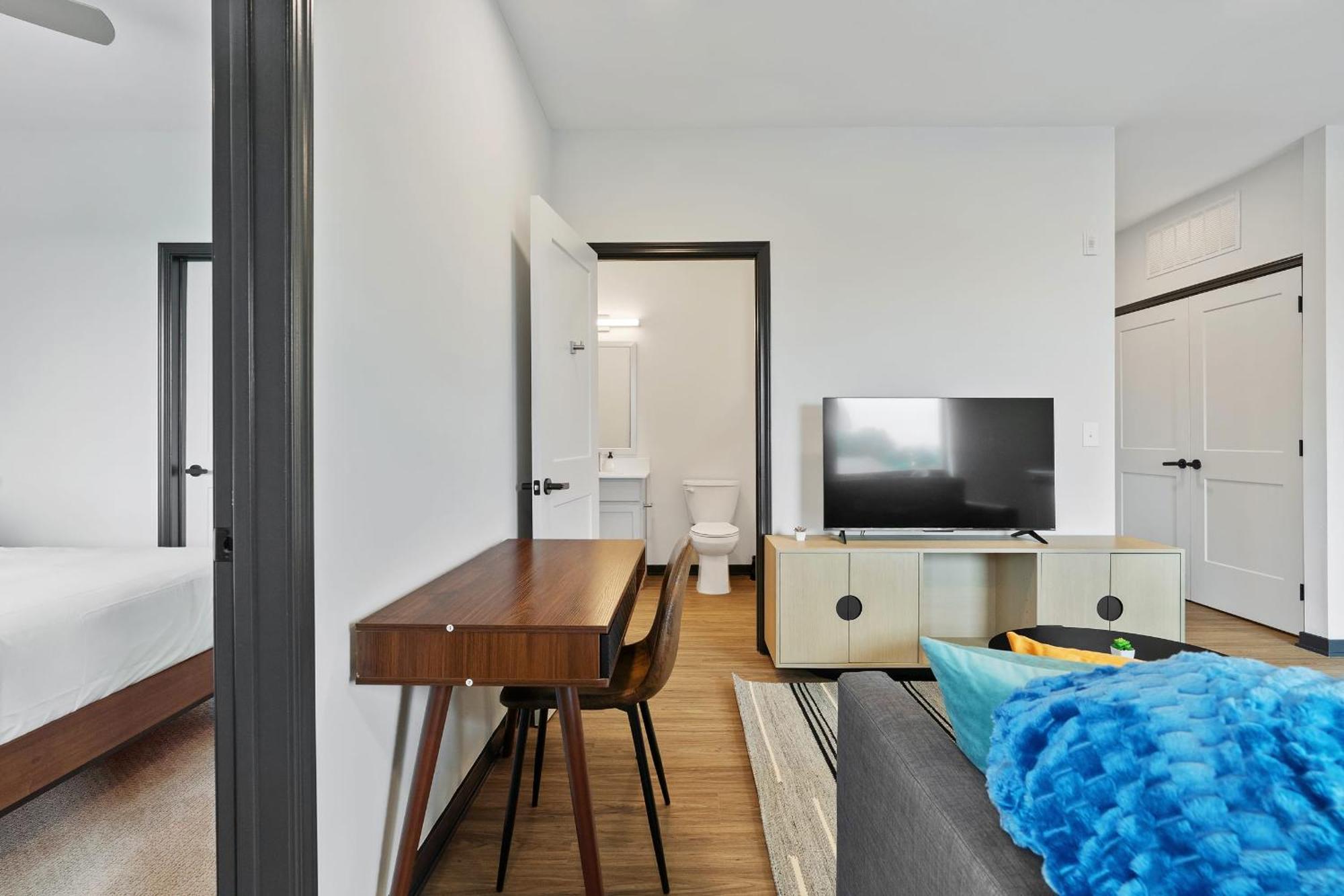 Cozysuites On Mass With Garage Parking #7 Indianapolis Extérieur photo