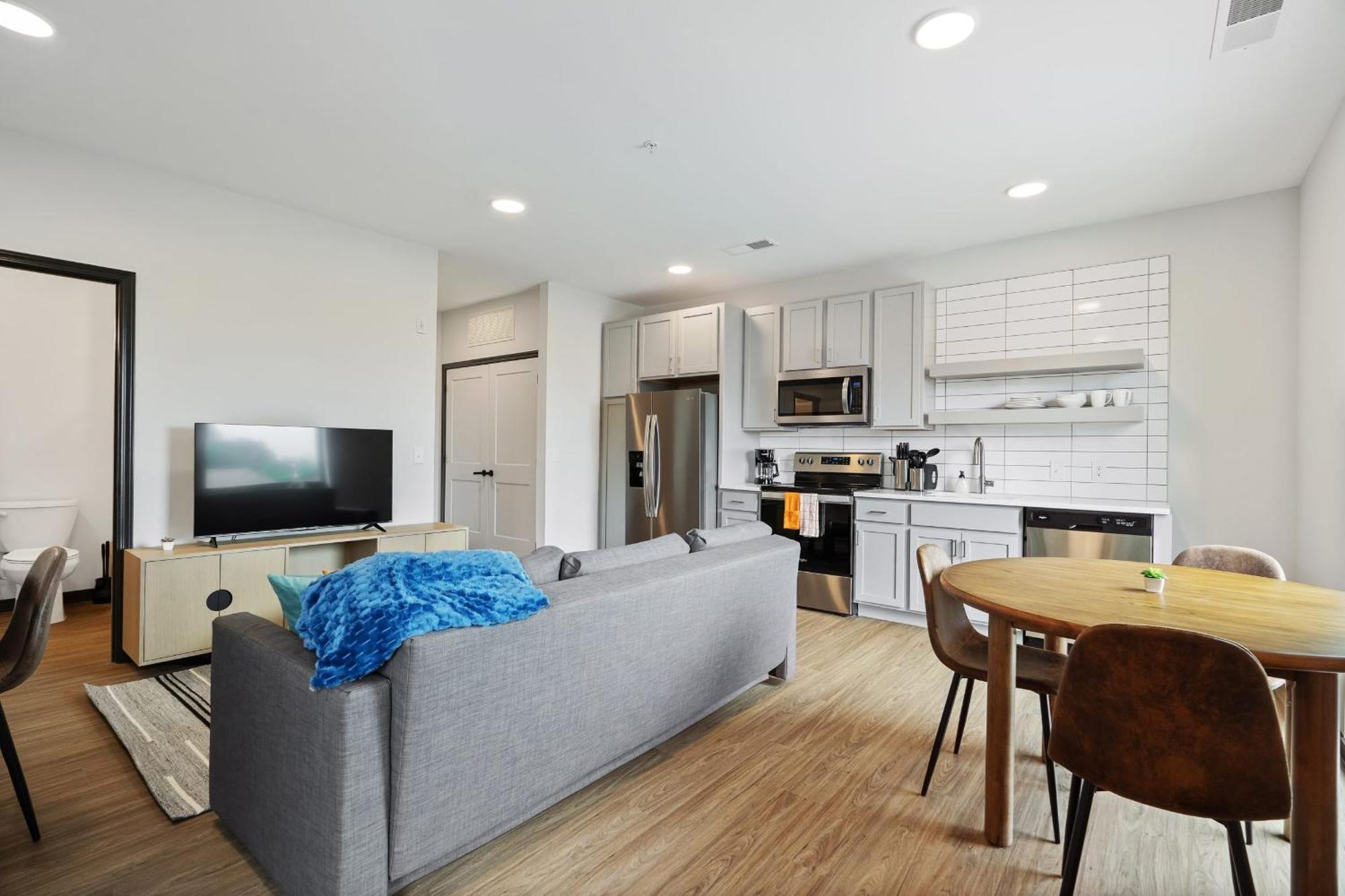 Cozysuites On Mass With Garage Parking #7 Indianapolis Extérieur photo